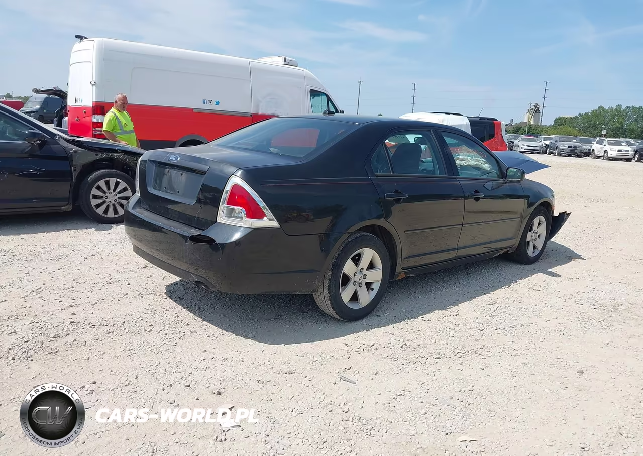 2009 Ford Fusion Se VIN:3FAHP07Z29R161875 - 4