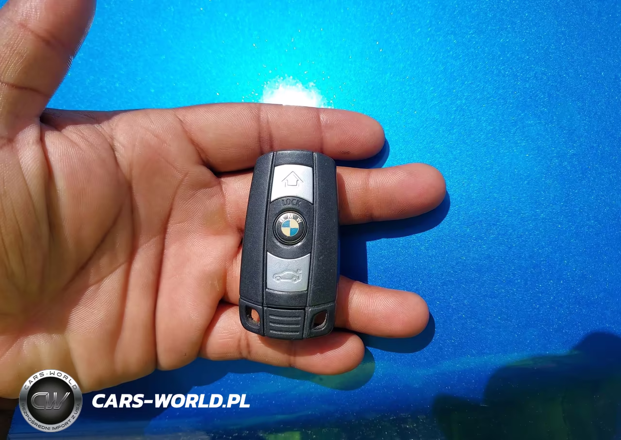 2010 BMW 528I VIN:WBANU5C51AC365833 - 11