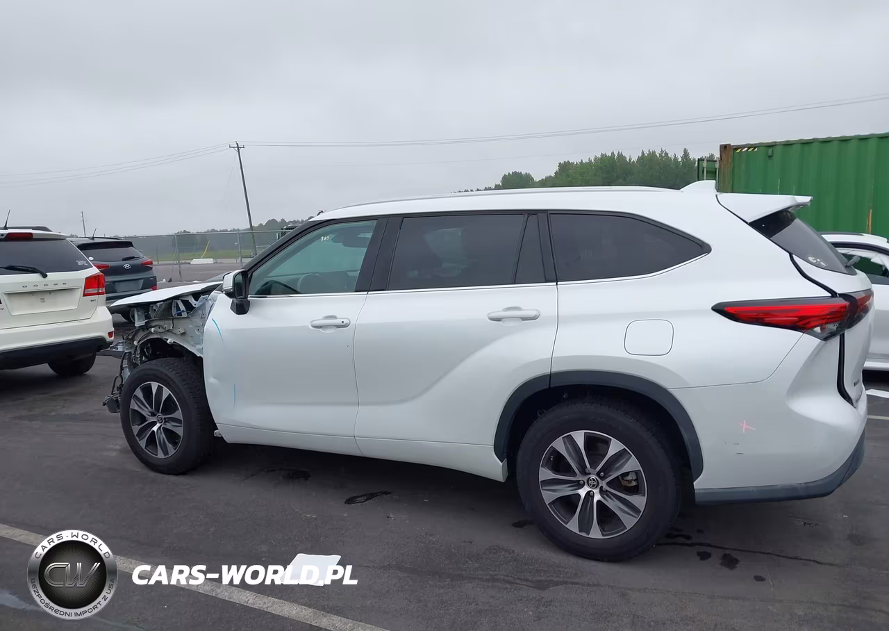 2022 Toyota Highlander Xle VIN:5TDGZRAH6NS119074 - 15