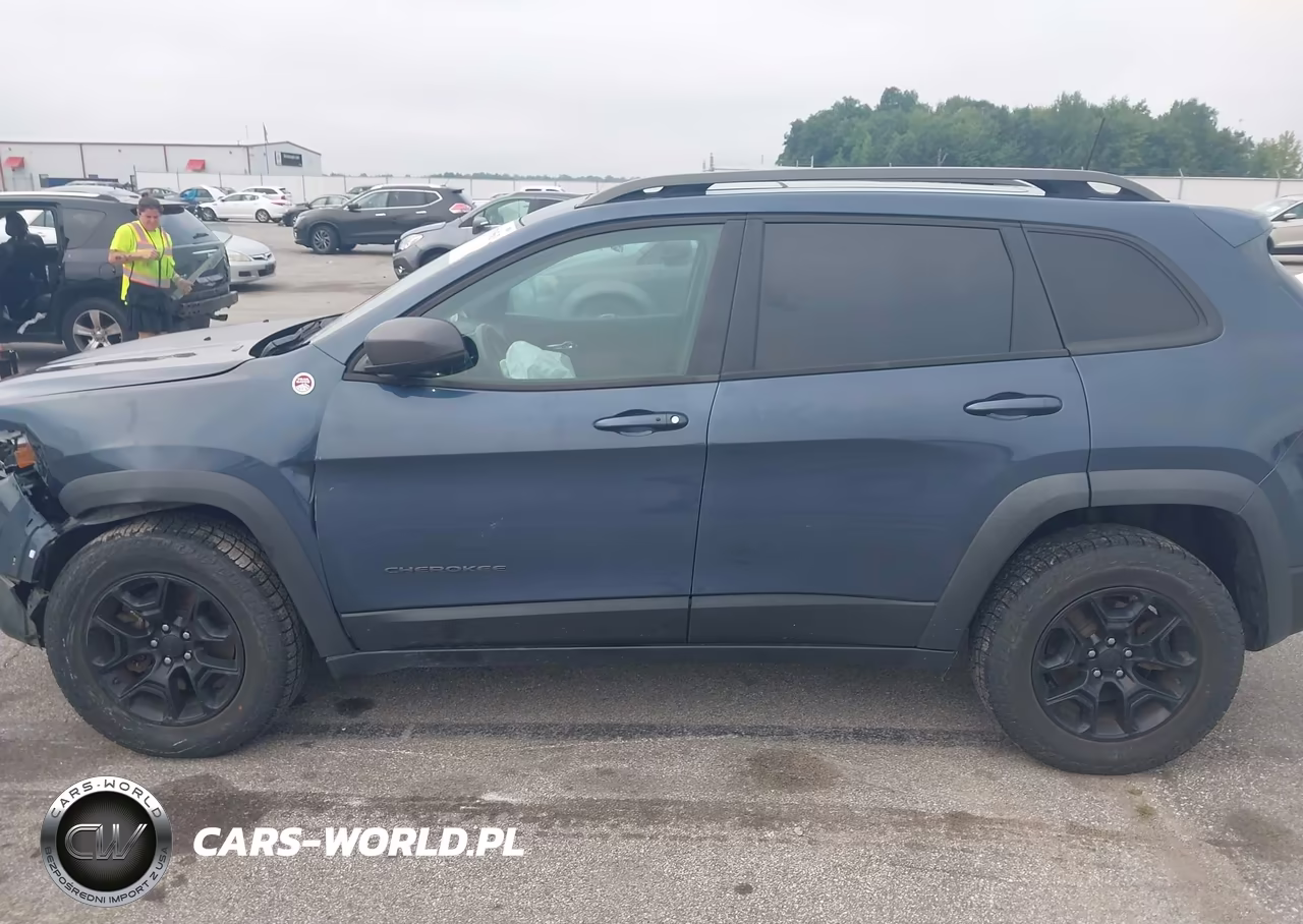 2019 Jeep Cherokee Trailhawk 4X4 VIN:1C4PJMBX8KD386269 - 14