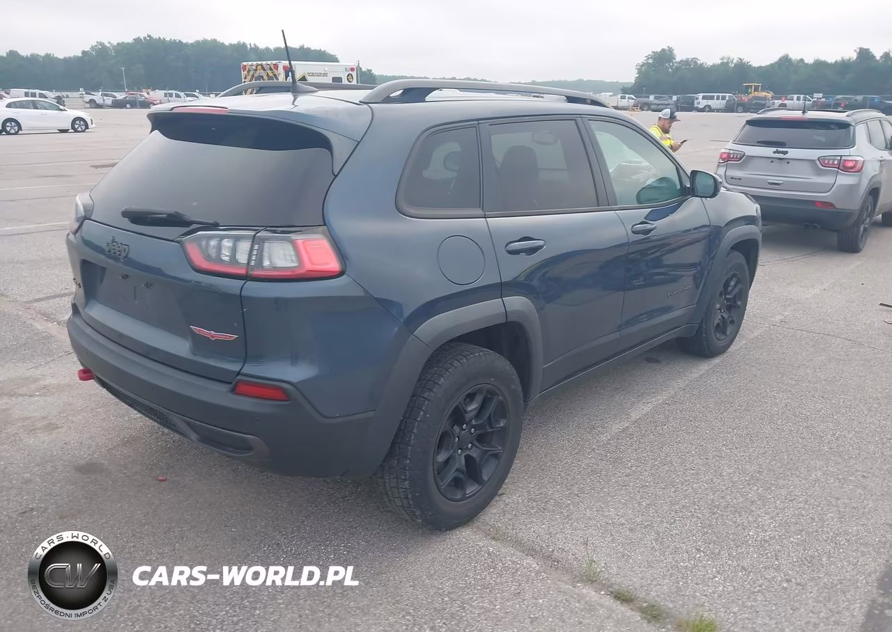 2019 Jeep Cherokee Trailhawk 4X4 VIN:1C4PJMBX8KD386269 - 4