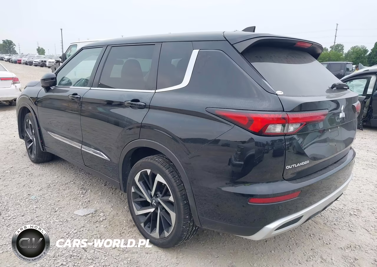 2022 Mitsubishi Outlander Black Edition S-Awc-Se 2.5 S-Awc-Se Launch Edition S-Awc VIN:JA4J4UA88NZ038545 - 3