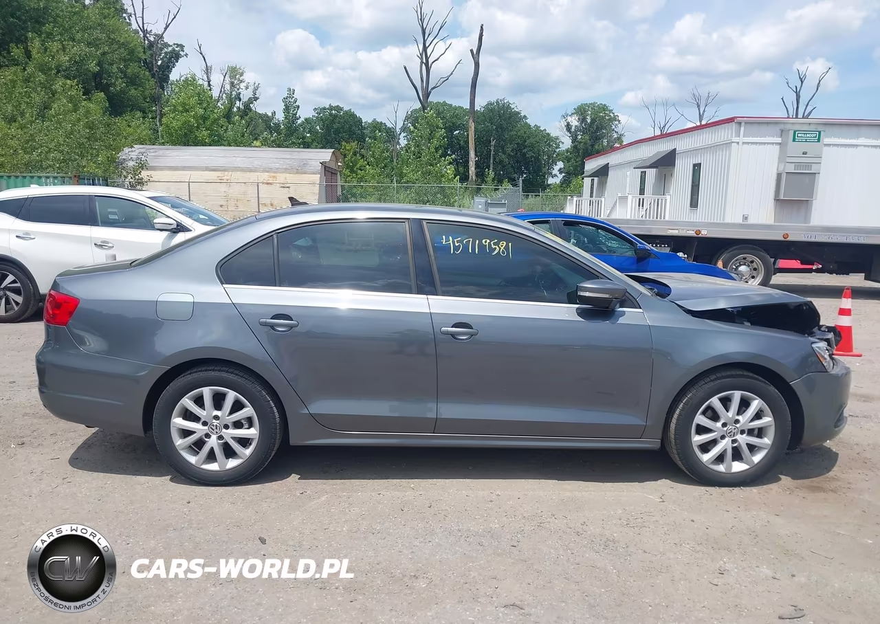 2014 Volkswagen Jetta 1.8T Se VIN:3VWB17AJ3EM287051 - 13