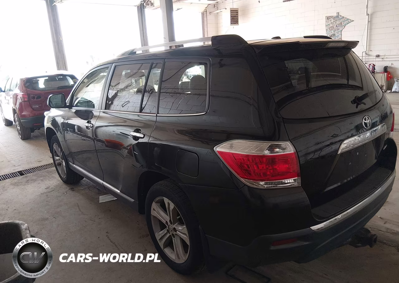 2011 Toyota Highlander Limited V6 VIN:5TDDK3EH2BS084382 - 3