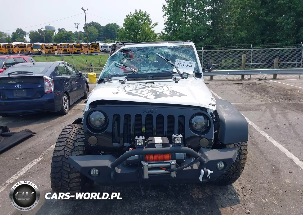 2016 Jeep Wrangler Unlimited Sport VIN:1C4BJWDG4GL329180 - 12