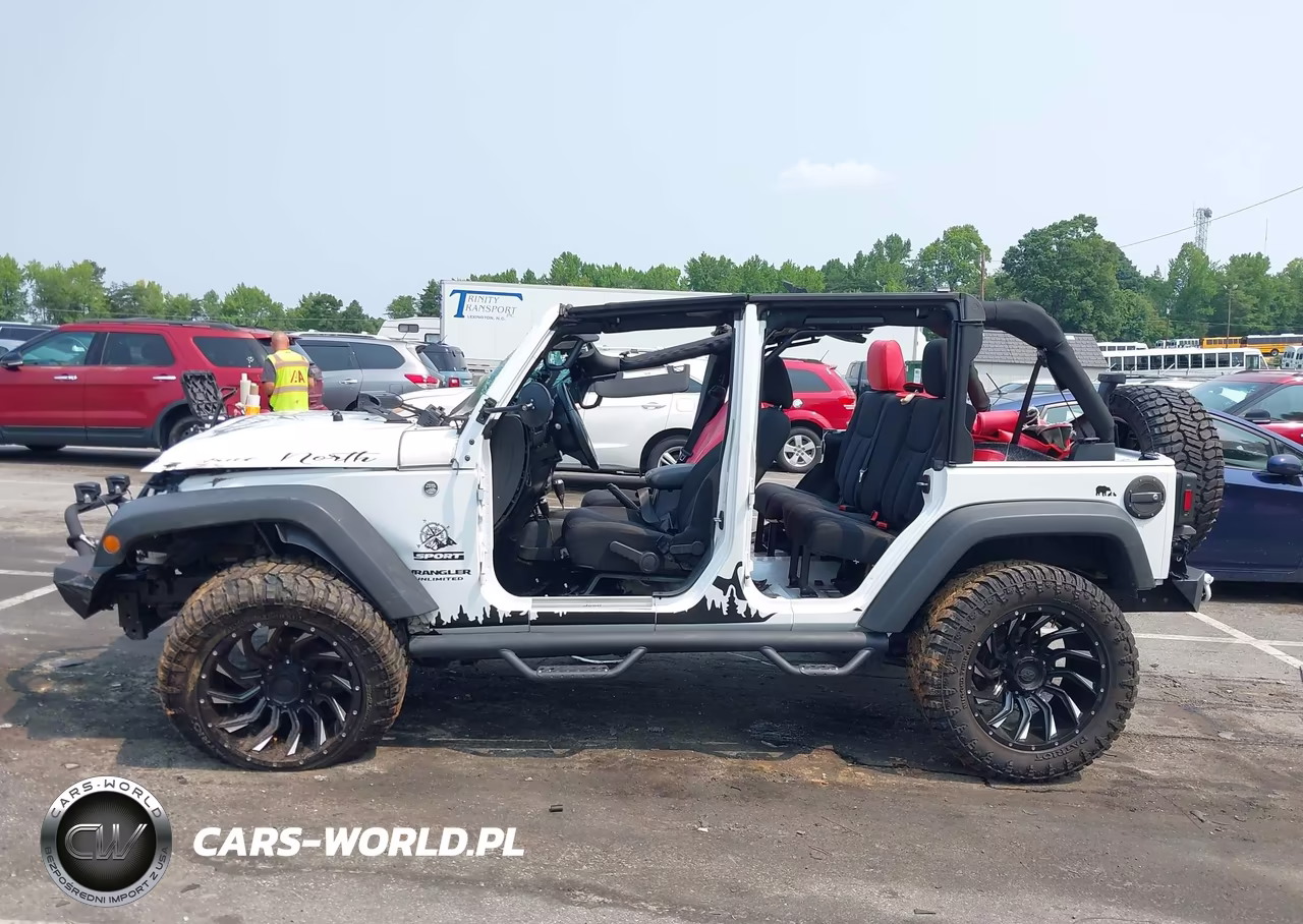 2016 Jeep Wrangler Unlimited Sport VIN:1C4BJWDG4GL329180 - 14