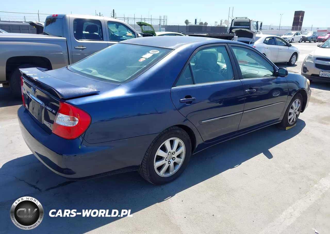 2002 Toyota Camry Xle VIN:JTDBF32K920084491 - 4