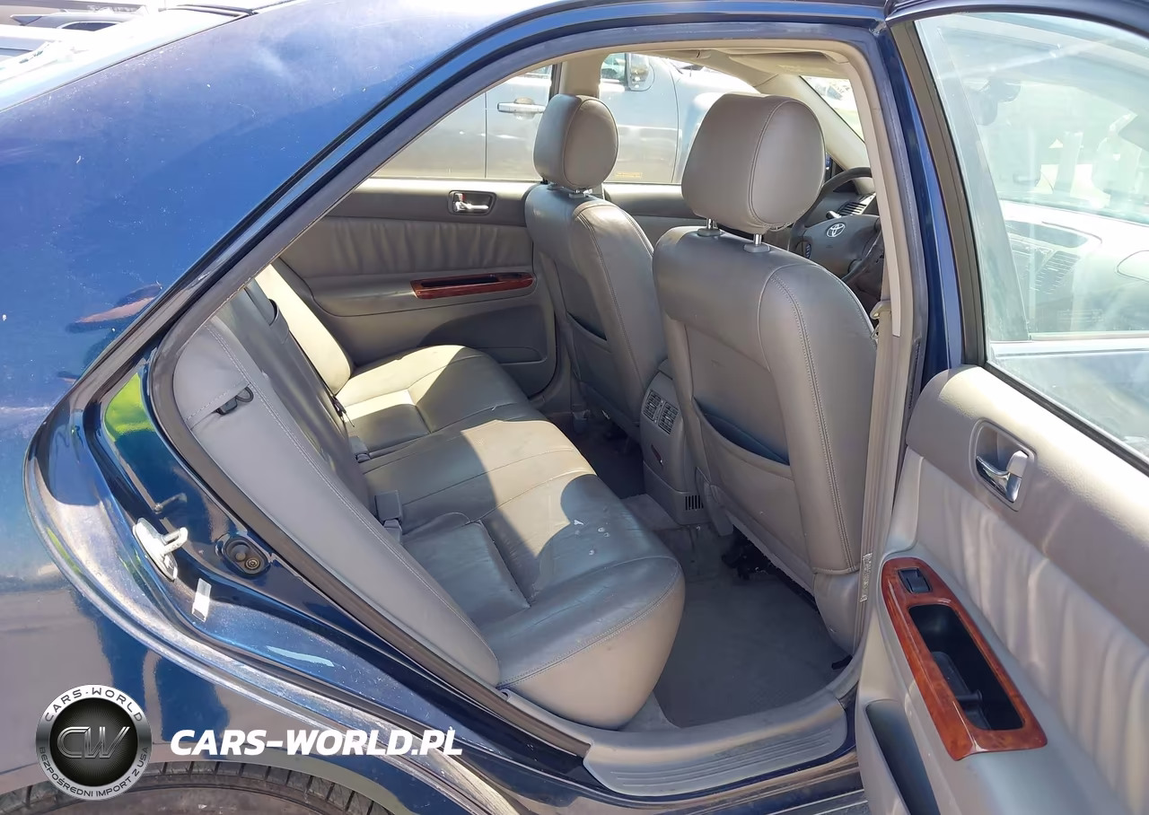 2002 Toyota Camry Xle VIN:JTDBF32K920084491 - 8