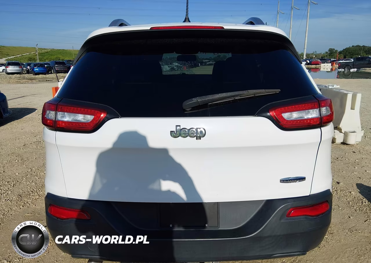 2014 Jeep Cherokee Latitude VIN:1C4PJLCB4EW126912 - 17