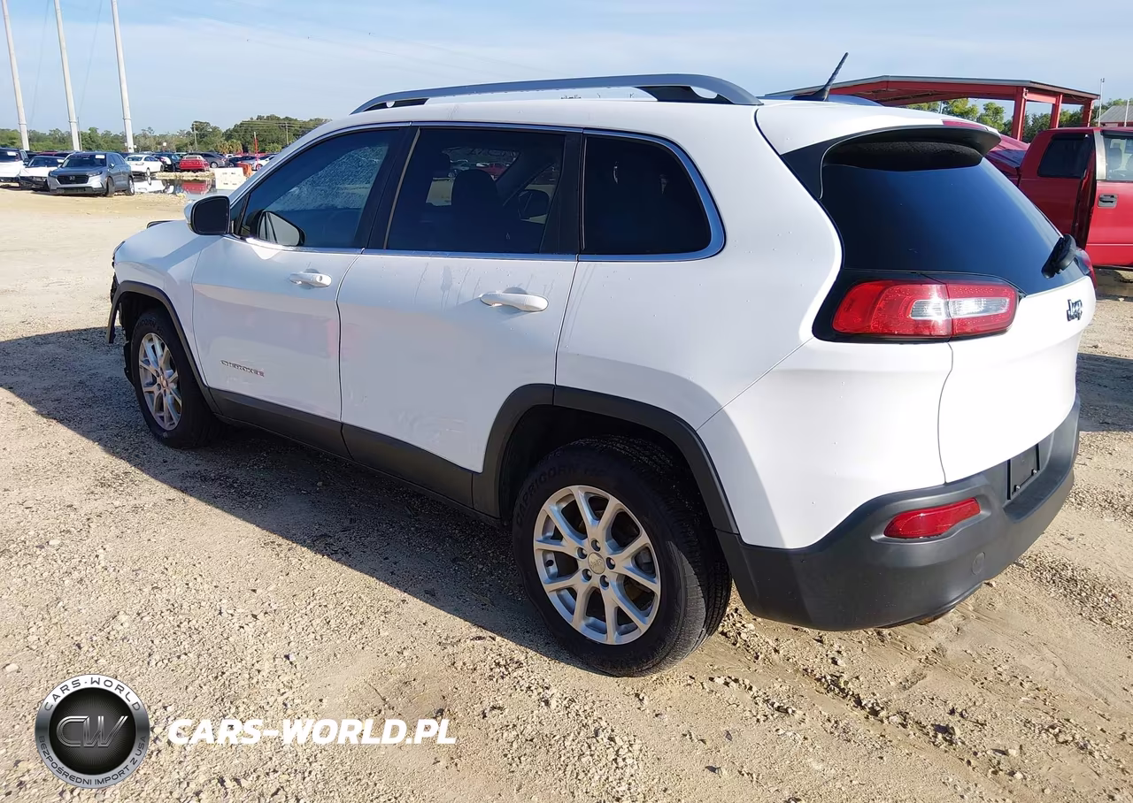 2014 Jeep Cherokee Latitude VIN:1C4PJLCB4EW126912 - 3