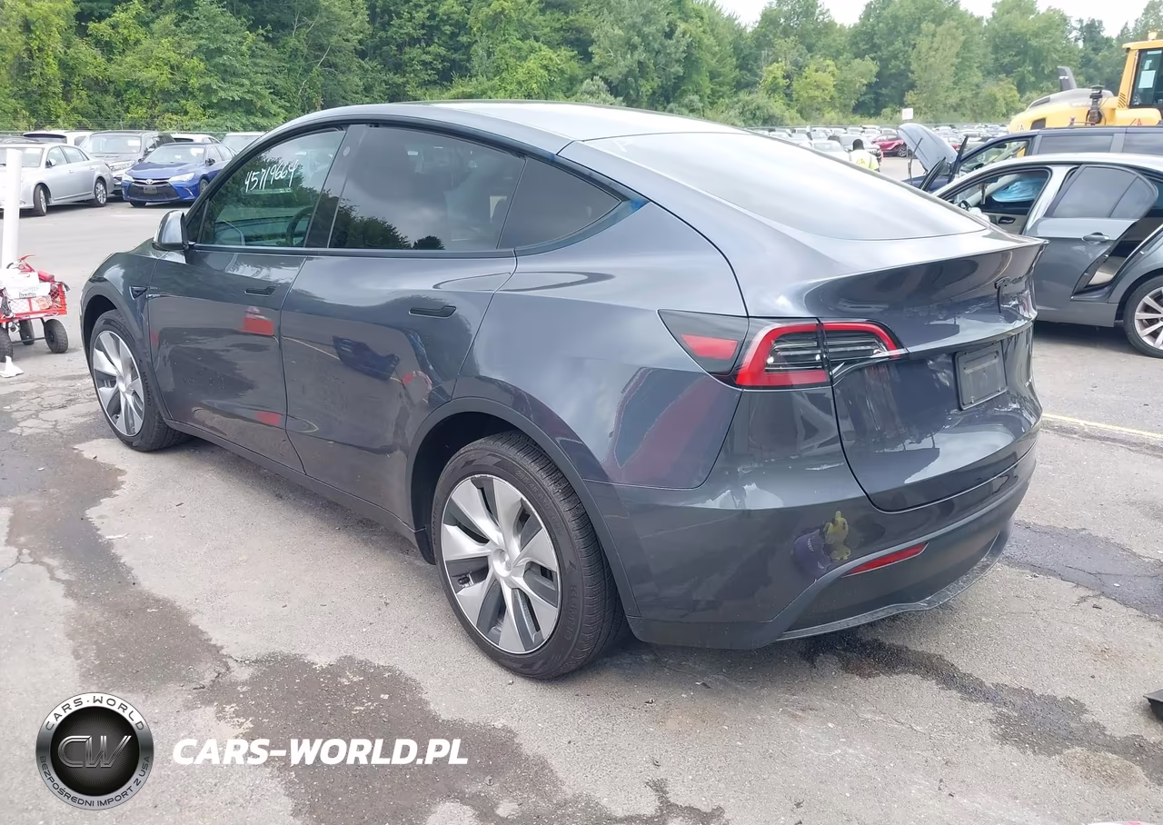 2023 Tesla Model Y Awd-Long Range Dual Motor All-Wheel Drive VIN:7SAYGDEE2PF594339 - 3