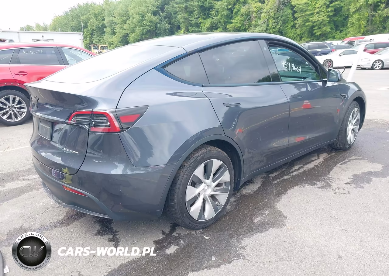 2023 Tesla Model Y Awd-Long Range Dual Motor All-Wheel Drive VIN:7SAYGDEE2PF594339 - 4