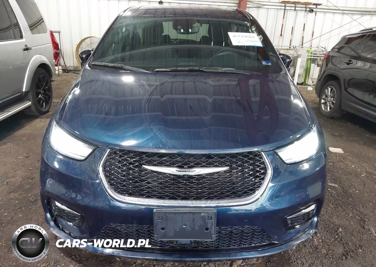 2024 Chrysler Pacifica Touring VIN:2C4RC1FG4RR180398 - 12