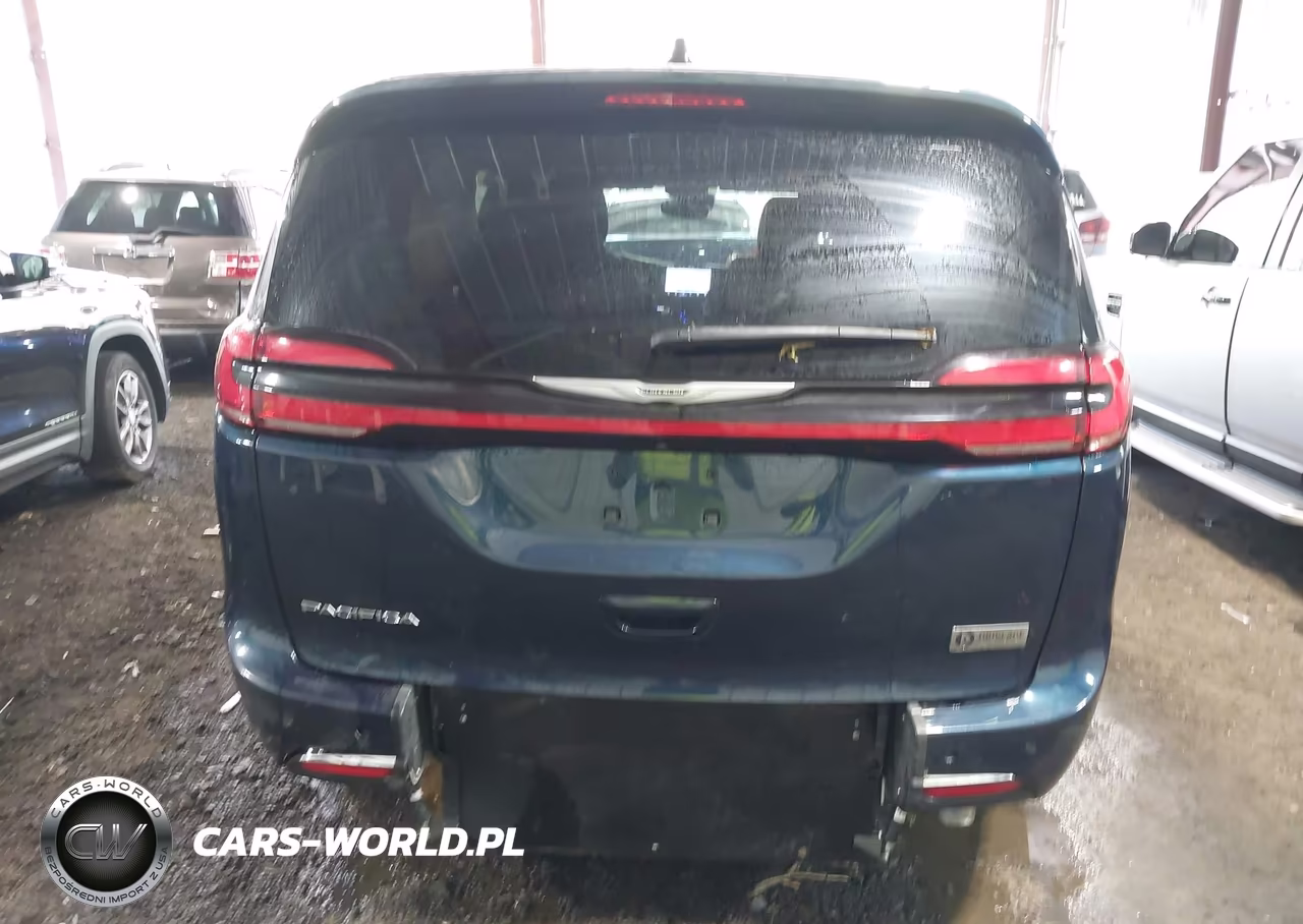 2024 Chrysler Pacifica Touring VIN:2C4RC1FG4RR180398 - 16