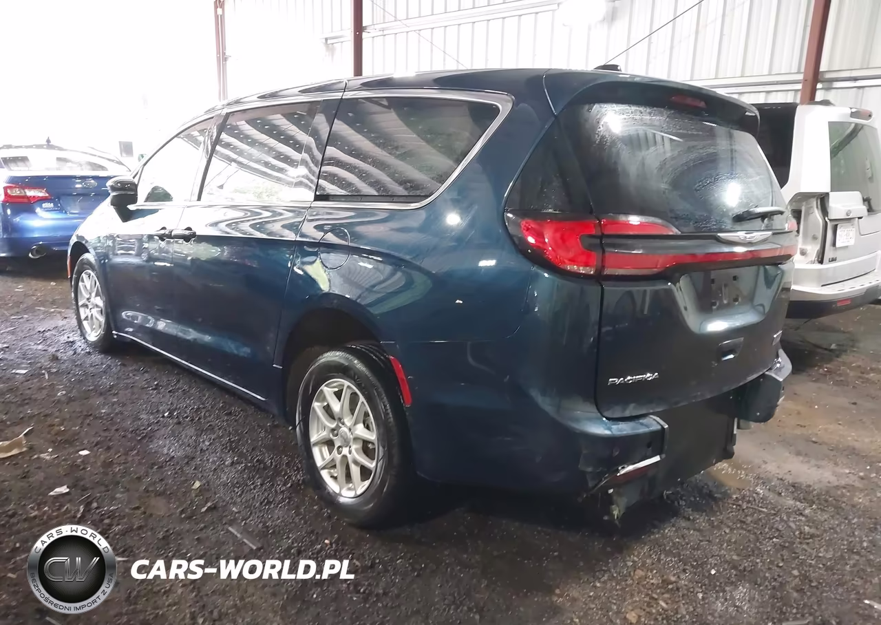 2024 Chrysler Pacifica Touring VIN:2C4RC1FG4RR180398 - 3