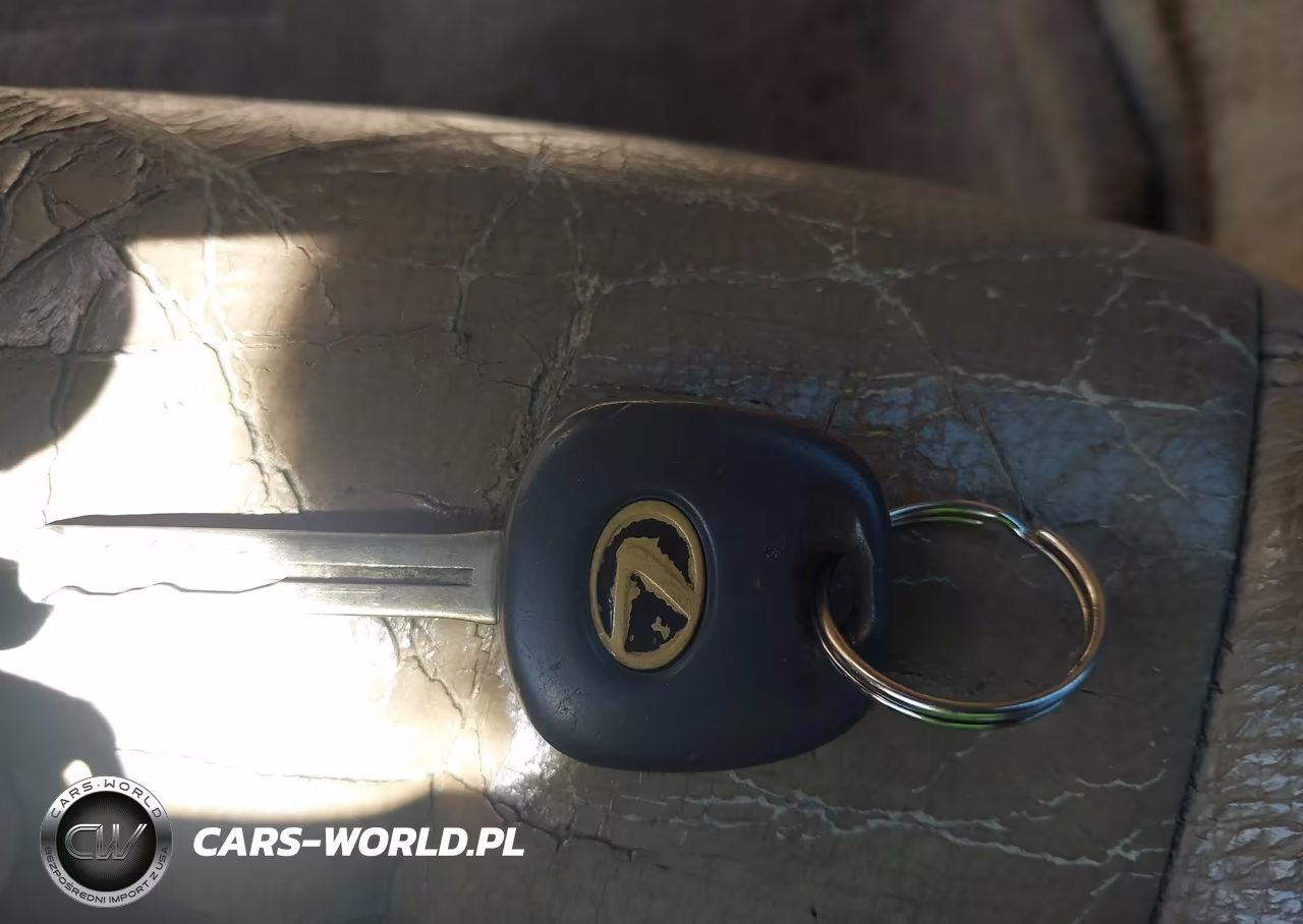 2000 Lexus Es 300 VIN:JT8BF28G4Y0272663 - 11
