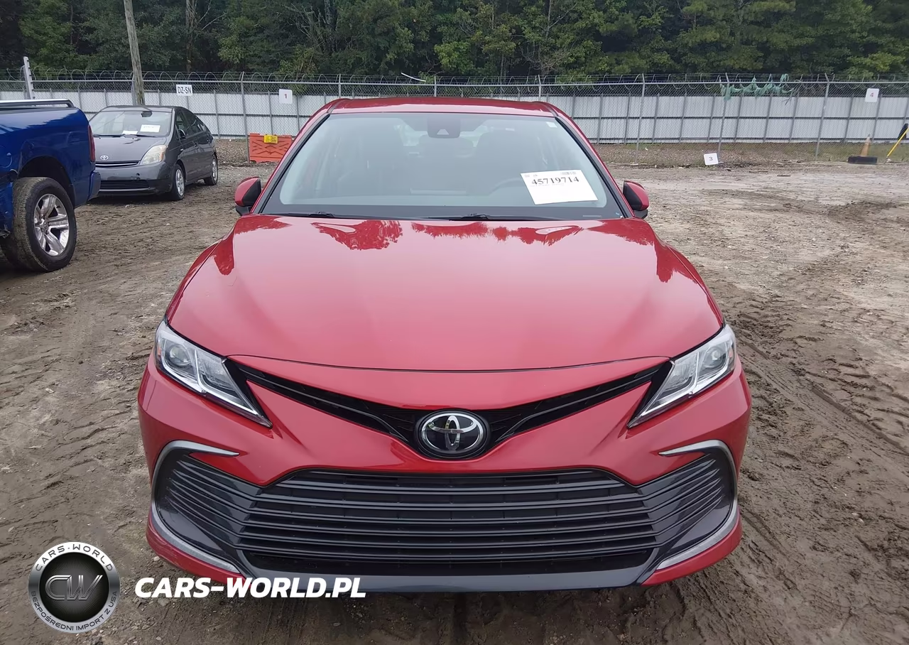 2024 Toyota Camry Le VIN:4T1C11AK6RU203654 - 12
