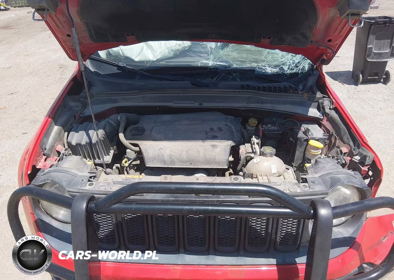 2016 Jeep Renegade Trailhawk VIN:ZACCJBCT5GPD47372 - 10