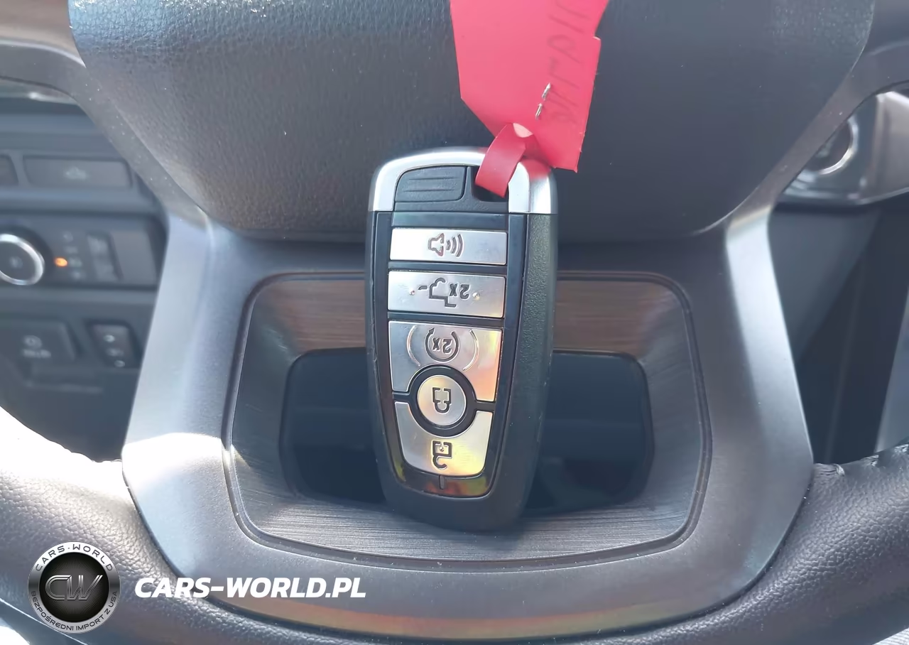 2022 Ford F-150 Xlt VIN:1FTFW1E55NFA17481 - 11