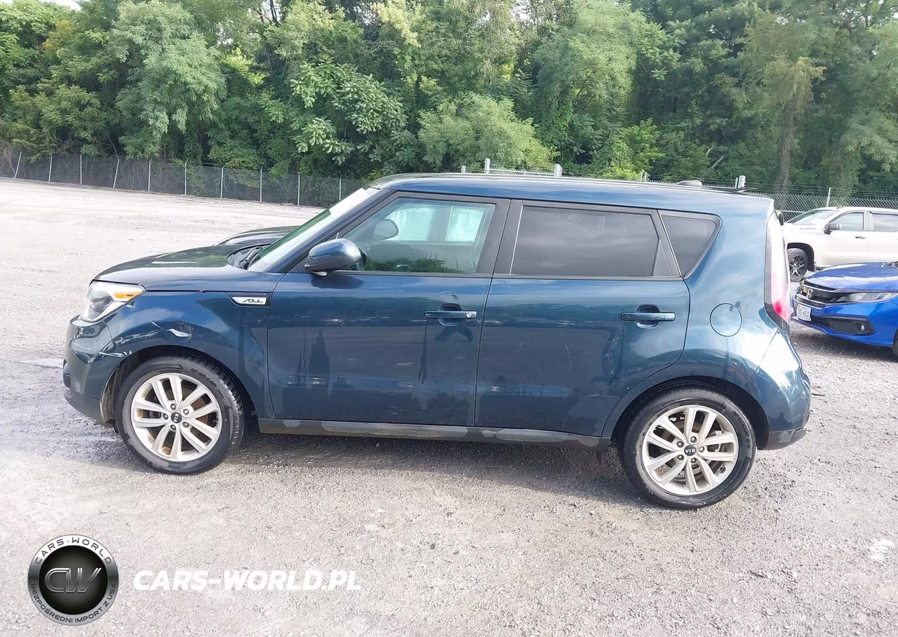 2018 Kia Soul + VIN:KNDJP3A50J7604555 - 15