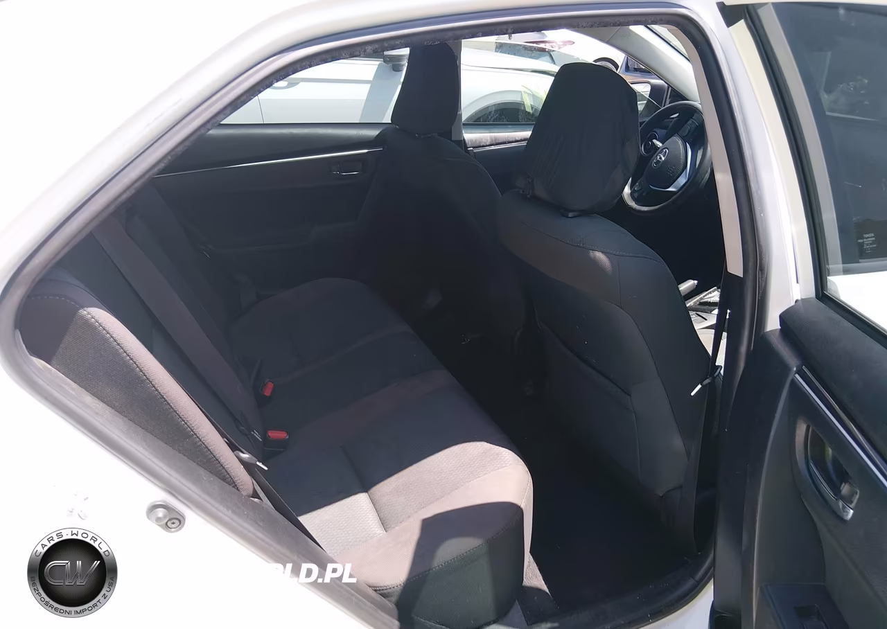 2017 Toyota Corolla Le VIN:5YFBURHE3HP579181 - 8