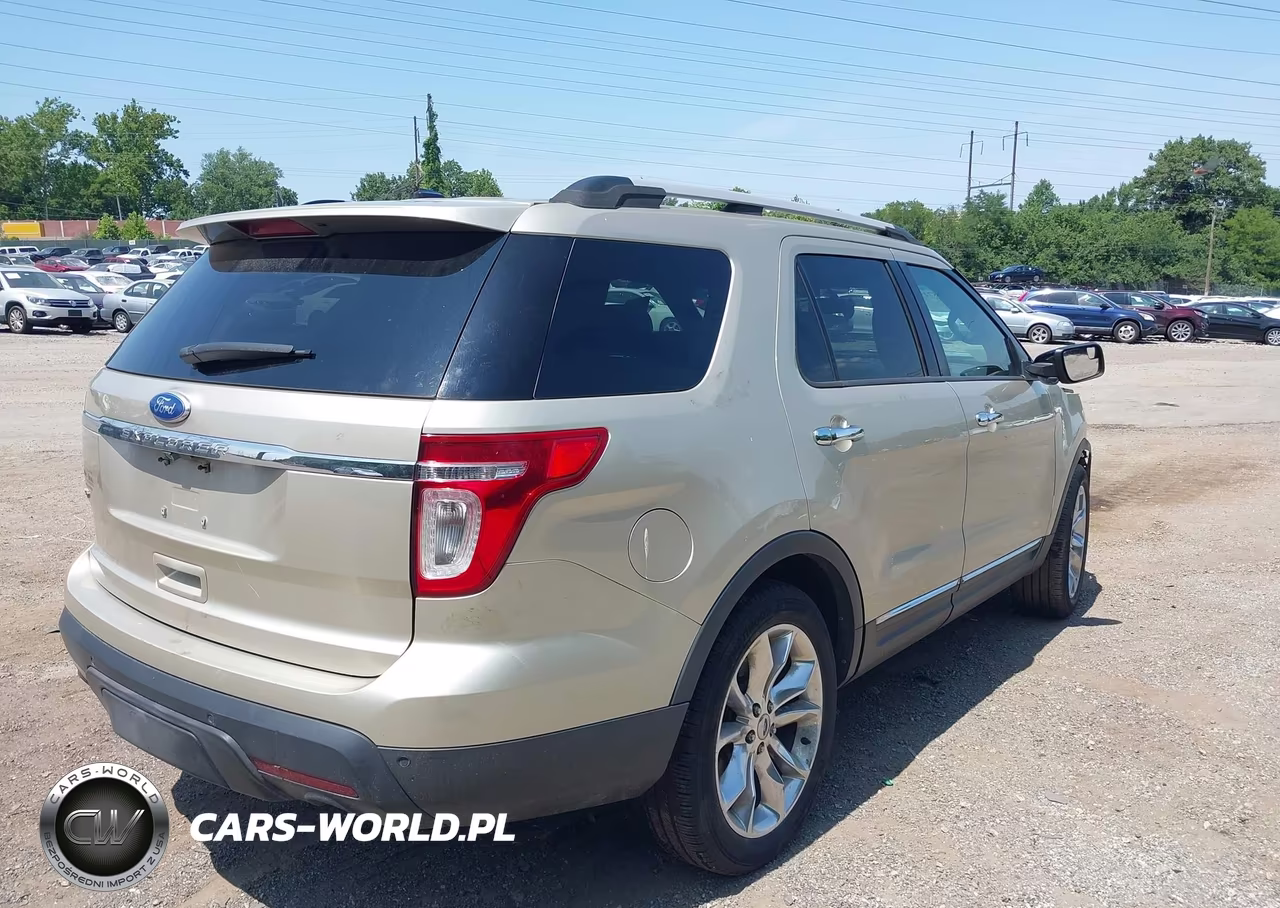 2011 Ford Explorer Xlt VIN:1FMHK7D83BGA55263 - 4