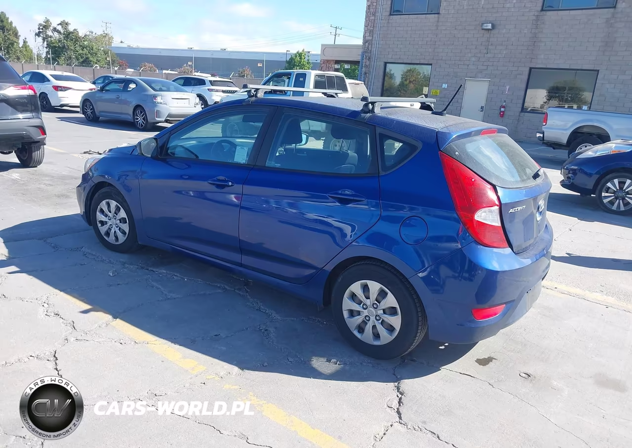2017 Hyundai Accent Se VIN:KMHCT5AE3HU331439 - 3