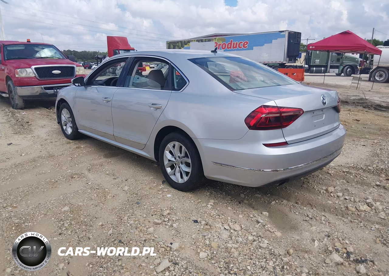 2017 Volkswagen Passat 1.8T S VIN:1VWAT7A3XHC050957 - 3