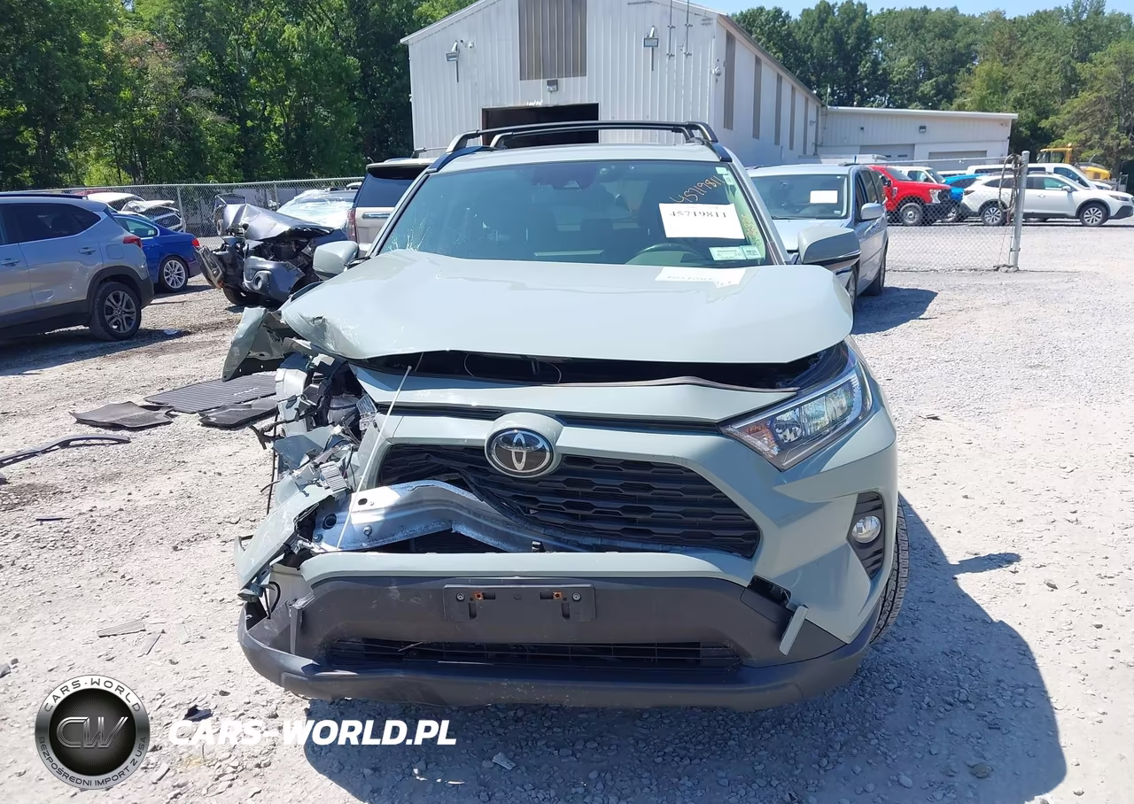 2021 Toyota Rav4 Xle VIN:JTMP1RFV4MD069405 - 12