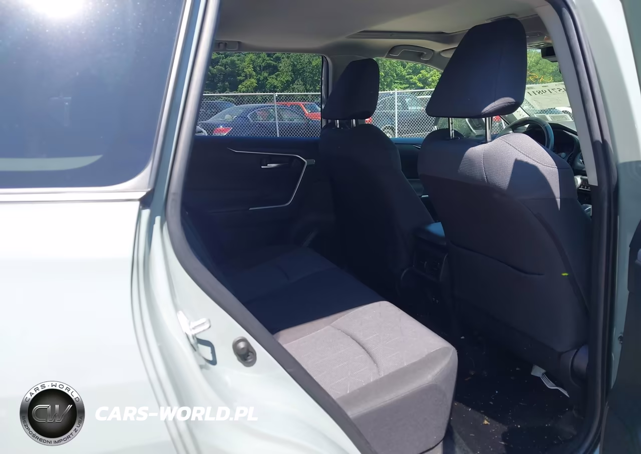 2021 Toyota Rav4 Xle VIN:JTMP1RFV4MD069405 - 8