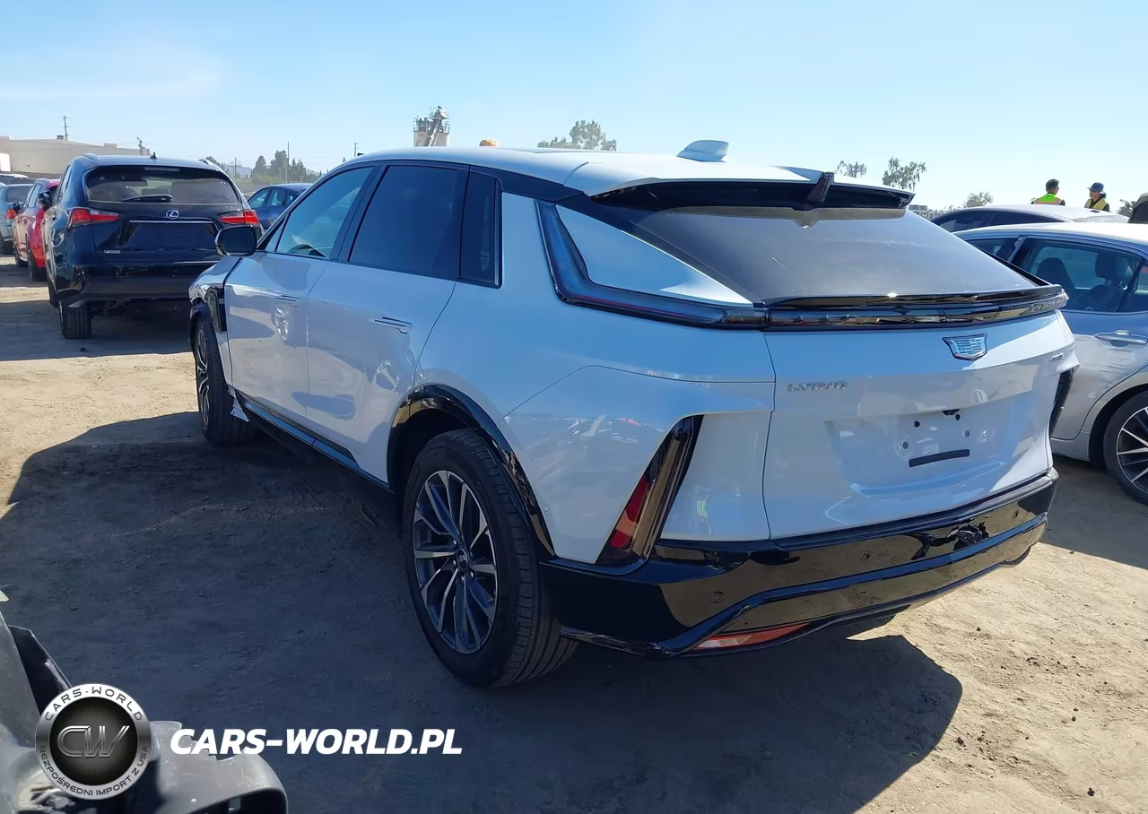 2026 Cadillac Lyriq Sport Awd VIN:1GYKPURK6TZ303701 - 3