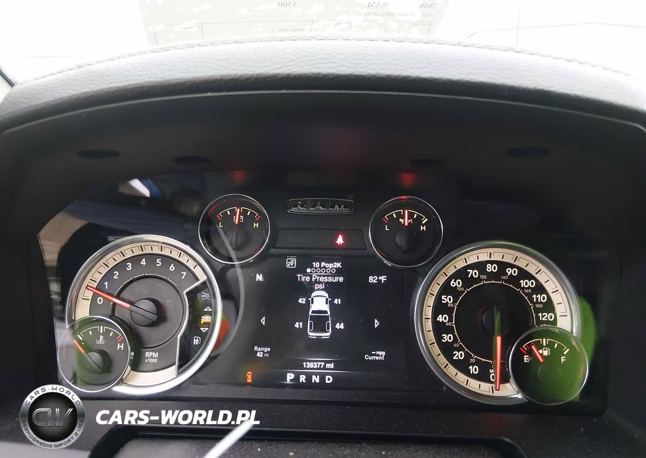 2016 Ram 1500 Sport VIN:1C6RR7MT2GS339584 - 2