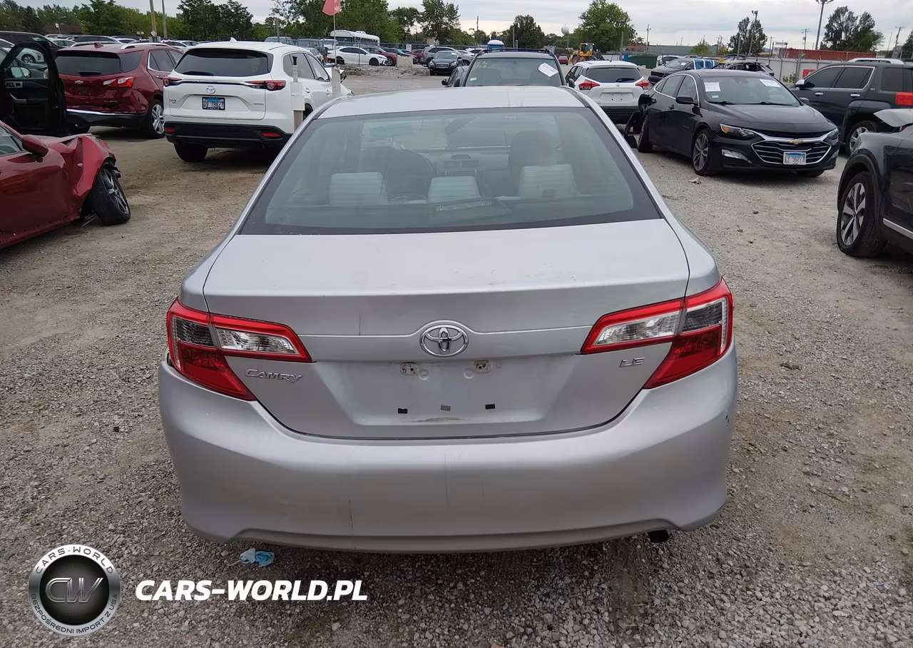 2013 Toyota Camry Le VIN:4T4BF1FKXDR327494 - 16