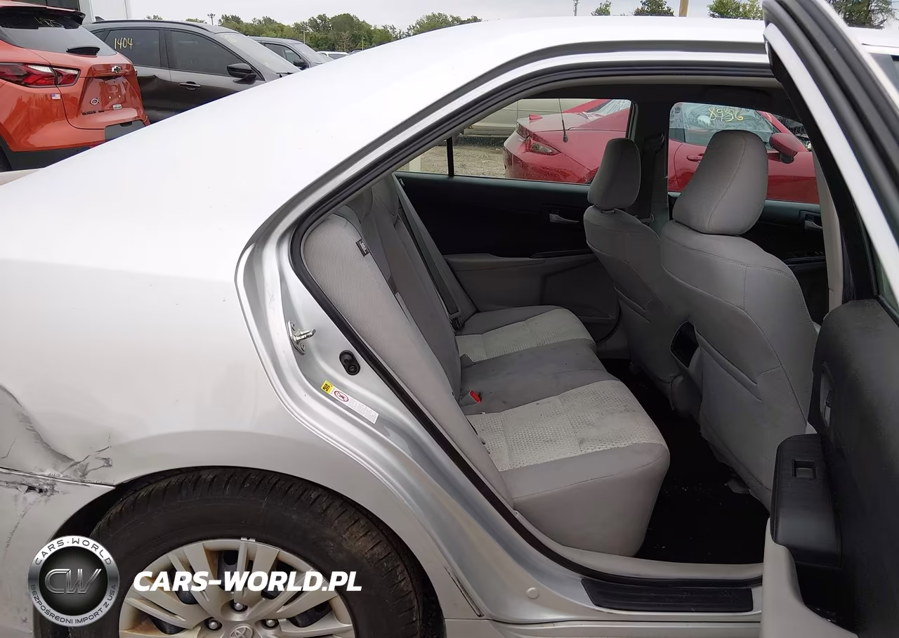2013 Toyota Camry Le VIN:4T4BF1FKXDR327494 - 8