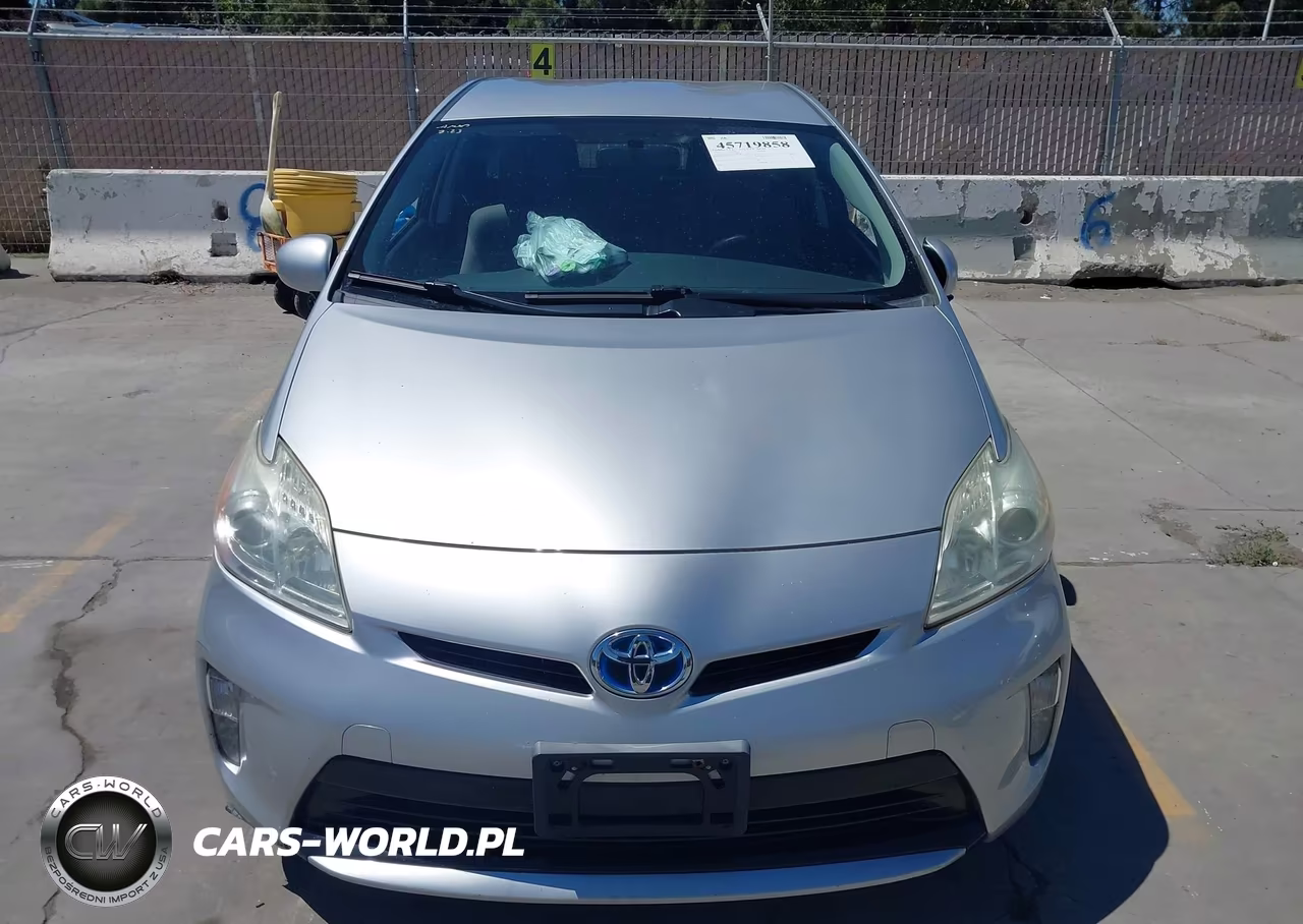 2014 Toyota Prius Three VIN:JTDKN3DU1E1738674 - 12