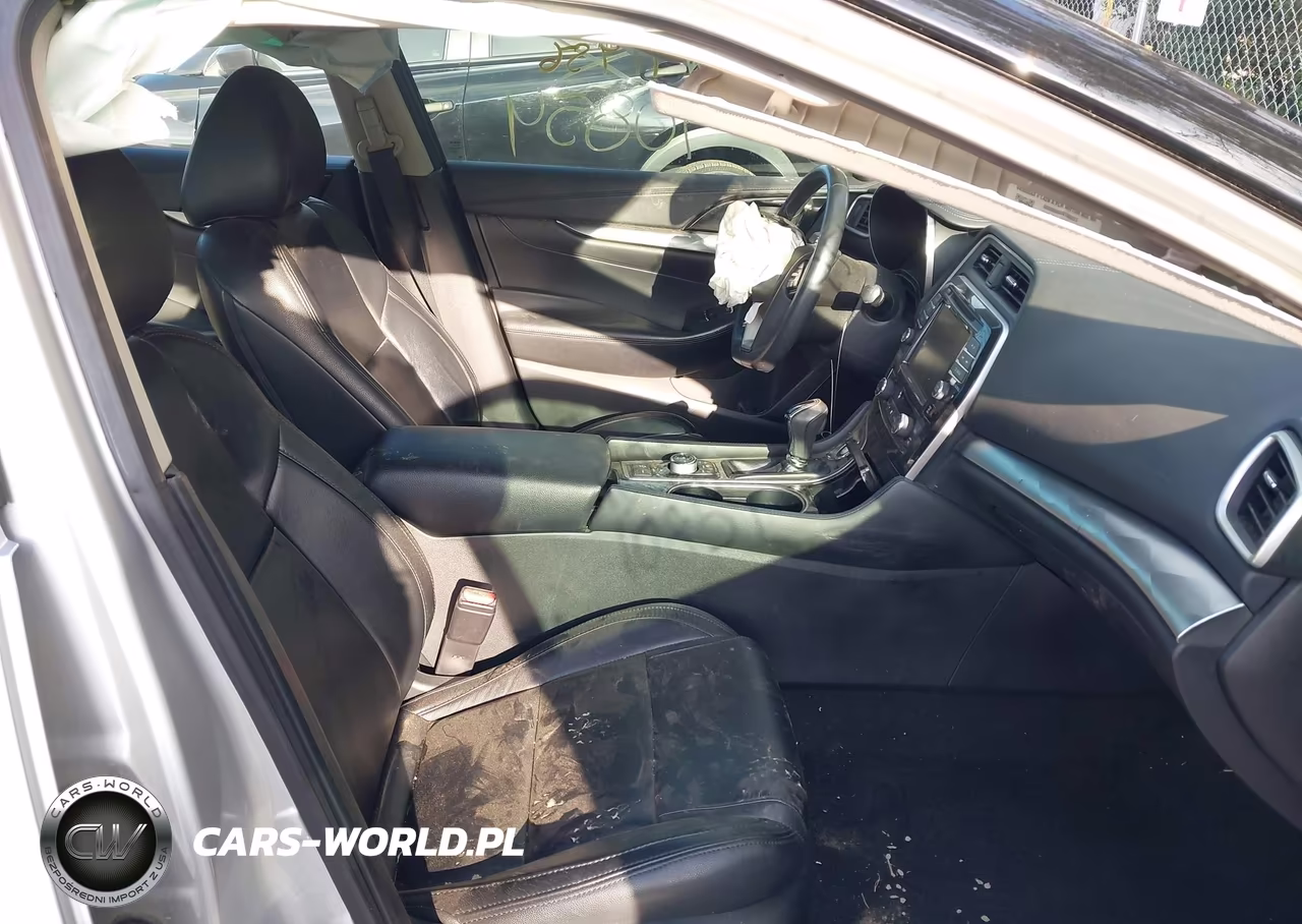 2019 Nissan Maxima 3.5 S VIN:1N4AA6AV9KC379179 - 5