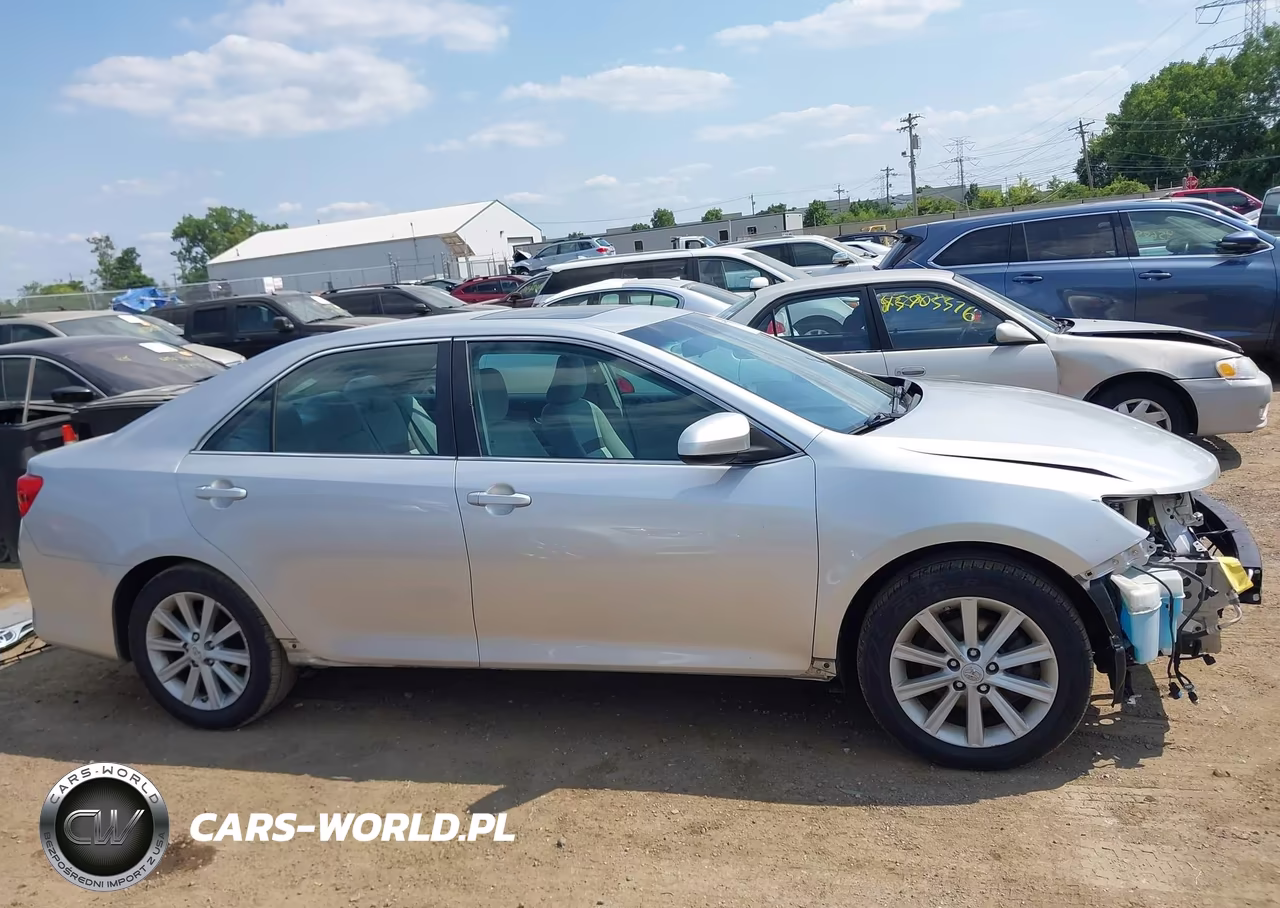 2012 Toyota Camry Xle VIN:4T4BF1FK2CR205906 - 14