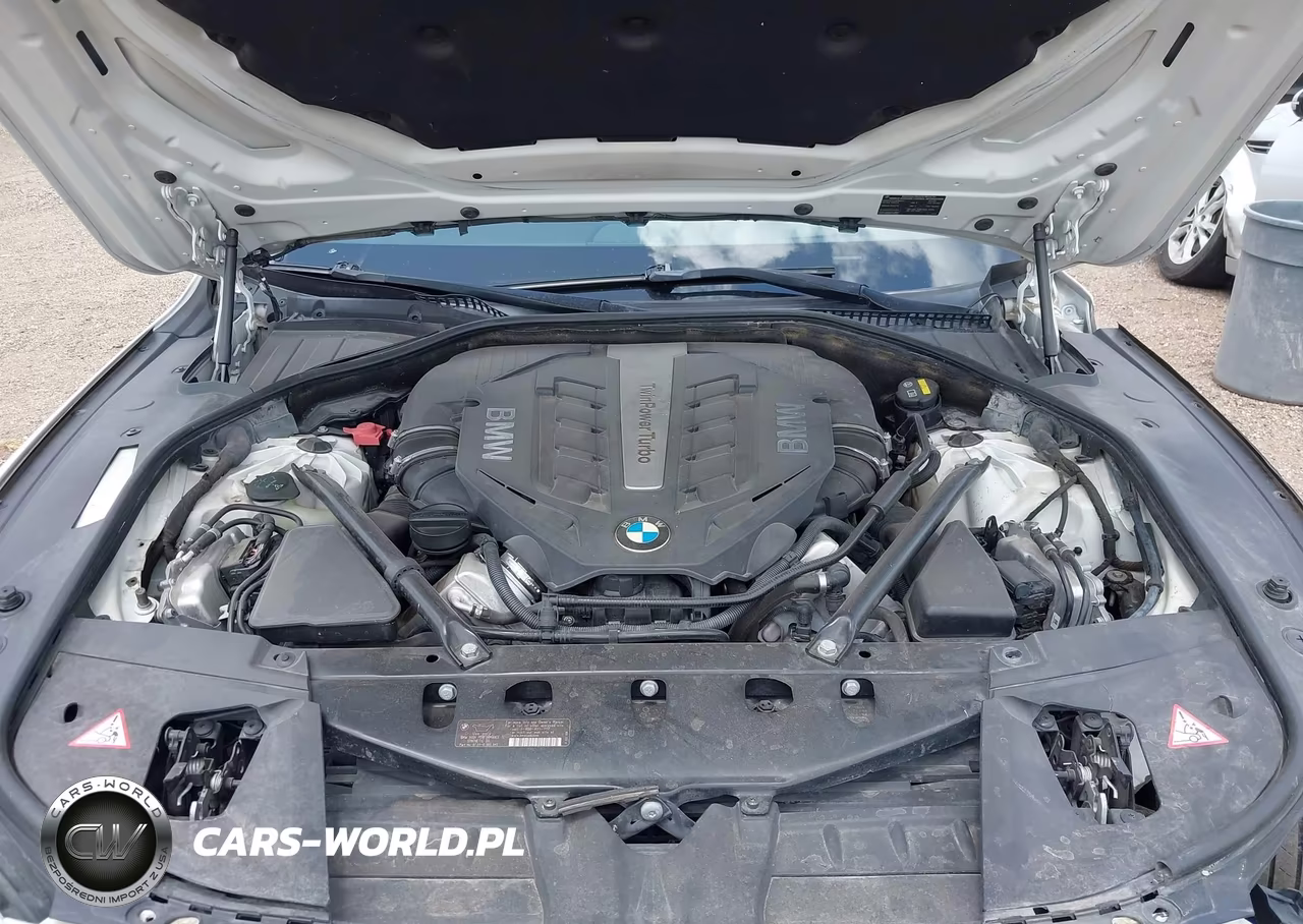 2015 BMW 750I VIN:WBAYA8C51FD825582 - 10