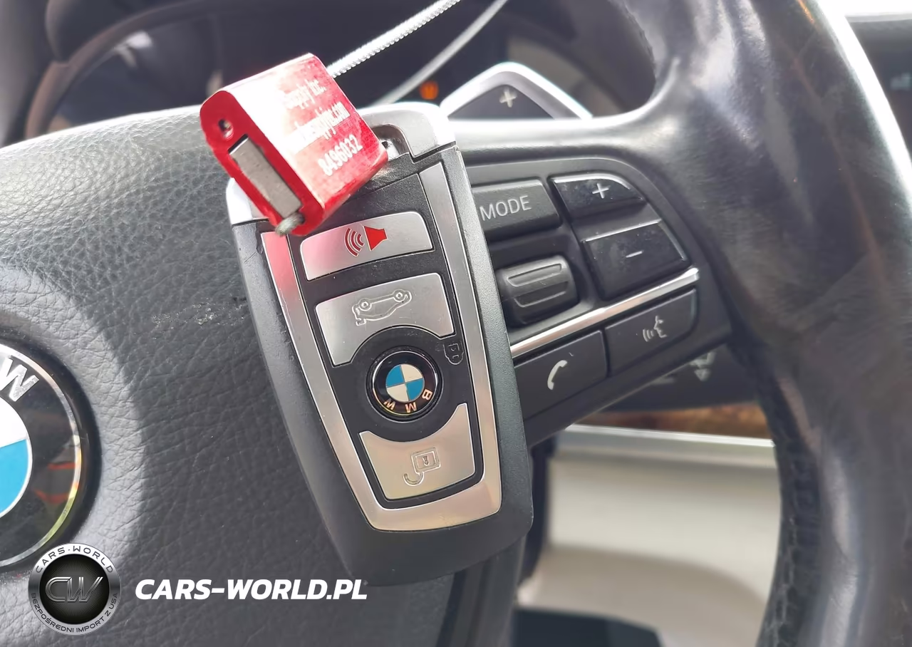 2015 BMW 750I VIN:WBAYA8C51FD825582 - 11