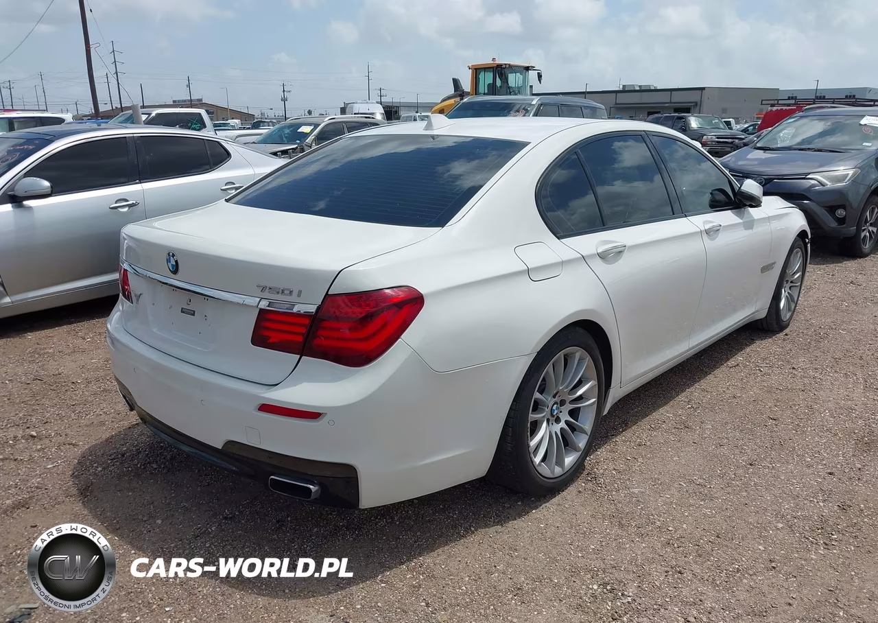 2015 BMW 750I VIN:WBAYA8C51FD825582 - 4