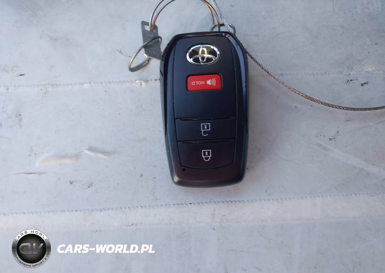 2022 Toyota Corolla Cross Le VIN:7MUCAAAG0NV018052 - 11