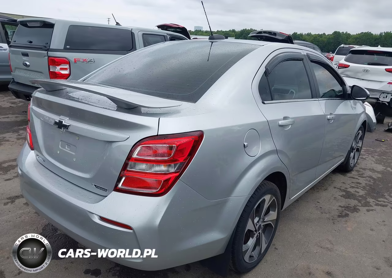 2020 Chevrolet Sonic Fwd Premier VIN:1G1JF5SB9L4121002 - 4