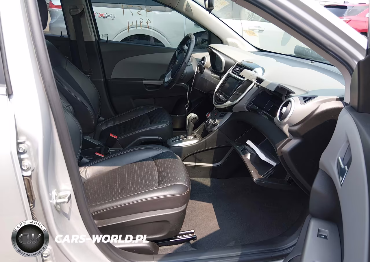 2020 Chevrolet Sonic Fwd Premier VIN:1G1JF5SB9L4121002 - 5
