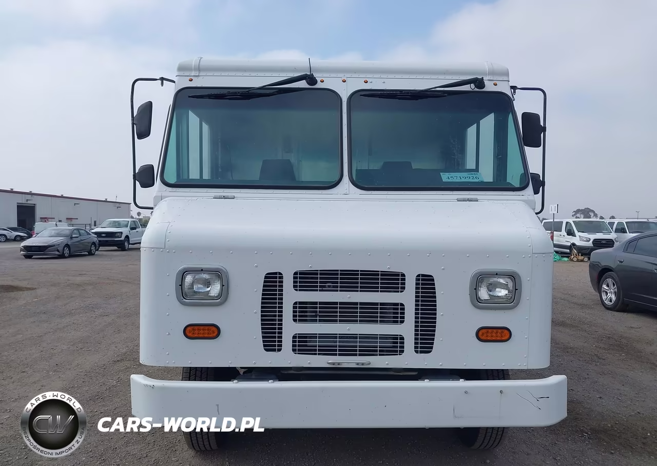 2018 Ford E-350 Stripped VIN:1FC3E3K60JDC36756 - 13