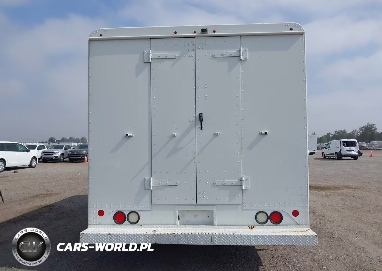 2018 Ford E-350 Stripped VIN:1FC3E3K60JDC36756 - 17