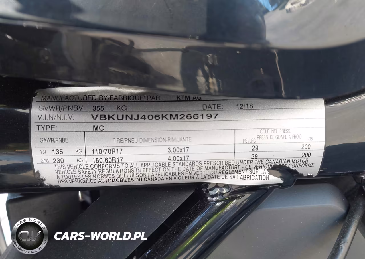 2019 Husqvarna Svartpilen 401 VIN:VBKUNJ406KM266197 - 10