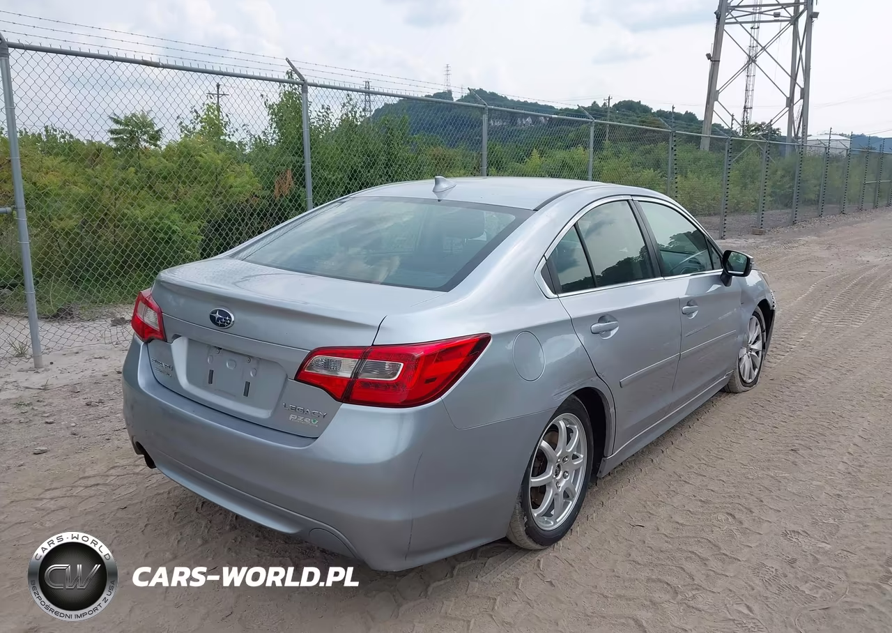 2016 Subaru Legacy 2.5I Premium VIN:4S3BNAH69G3052986 - 4