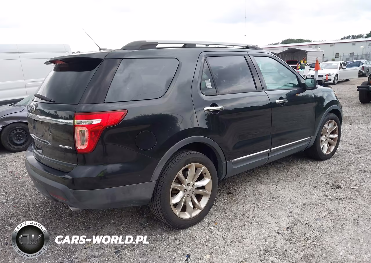 2014 Ford Explorer Xlt VIN:1FM5K7D80EGA31137 - 4