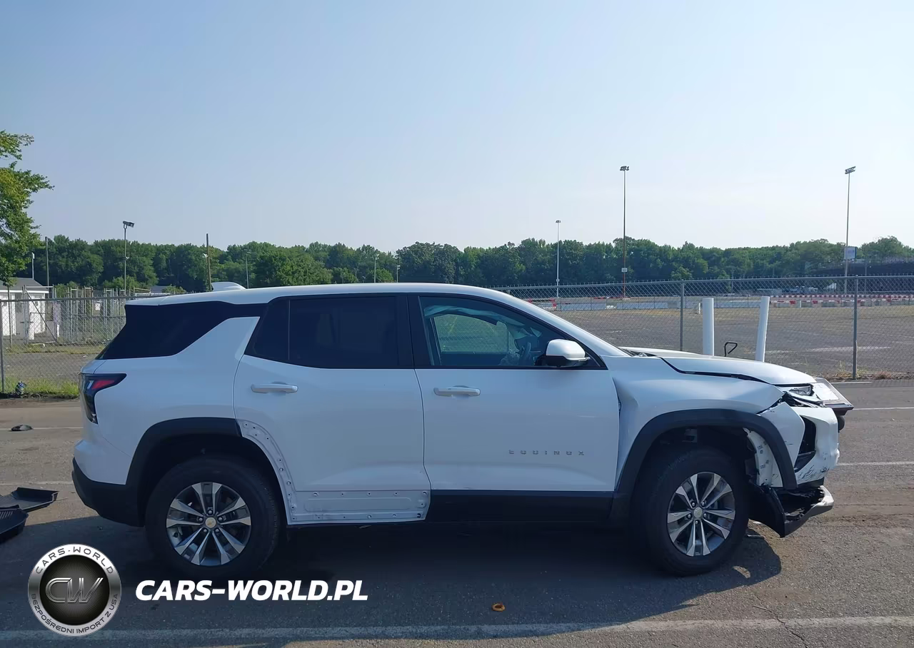 2026 Chevrolet Equinox Fwd Lt VIN:3GNAXHEG4TL467649 - 14
