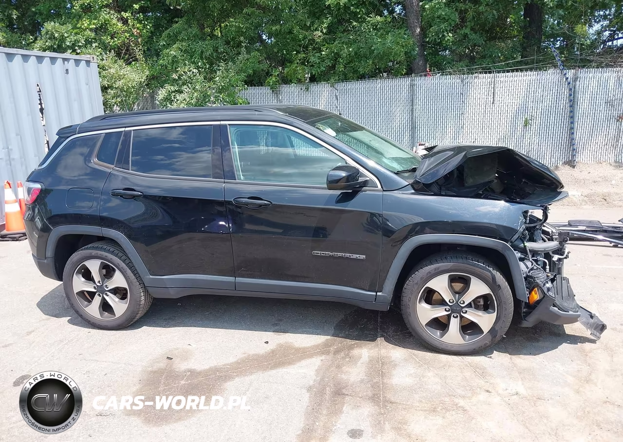 2017 Jeep New Compass Latitude 4X4 VIN:3C4NJDBB4HT688978 - 14